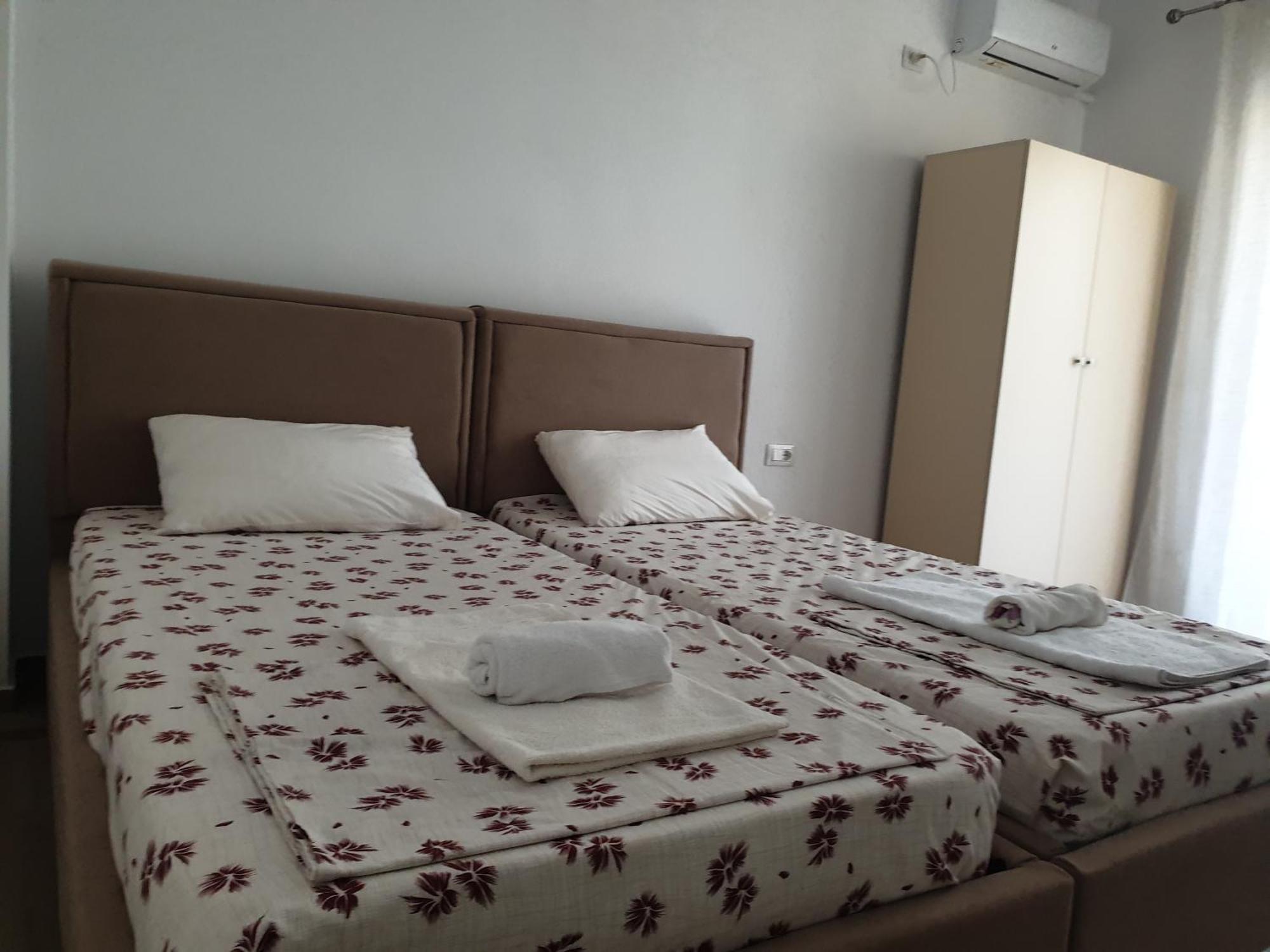 Rooms By George Dhërmi Dış mekan fotoğraf